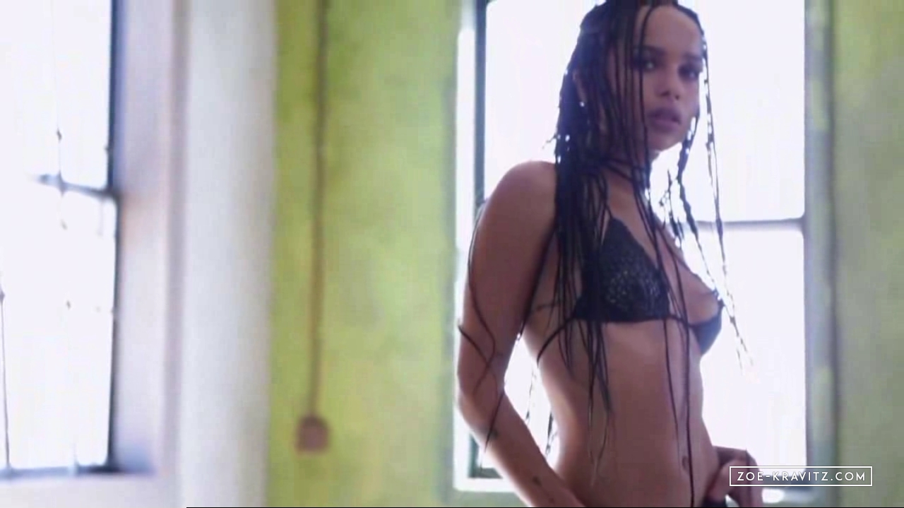 How_to_Date_Zoe_Kravitz_avi0059.jpg