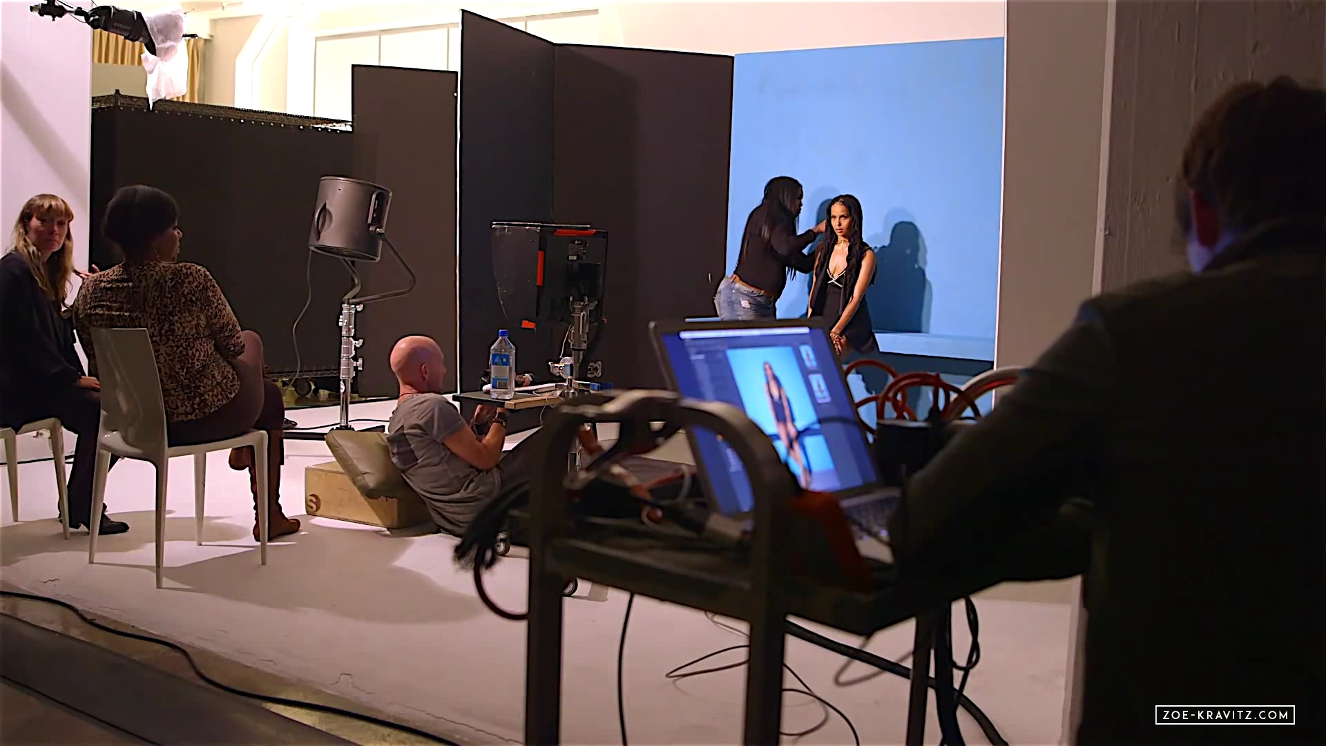 Behind_the_Scenes_with_Zoe_Kravitz_avi0082.jpg