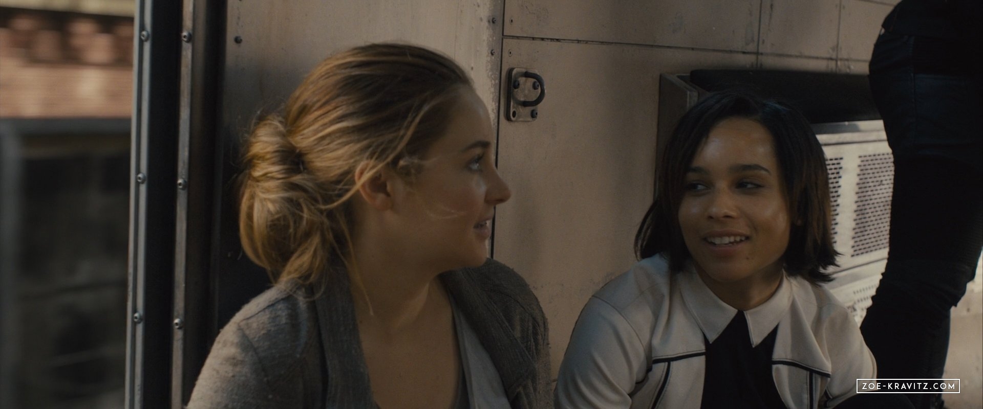 divergent2014_01322.jpg