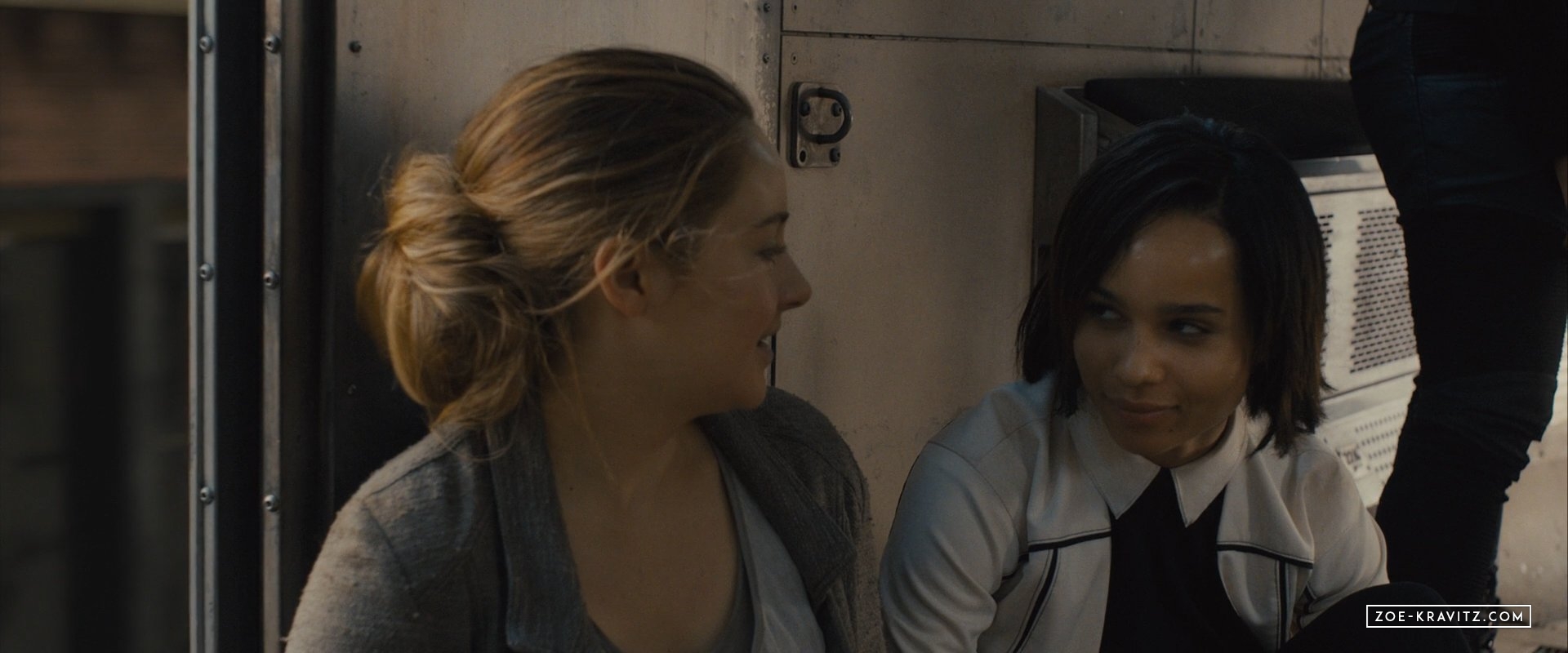 divergent2014_01323.jpg