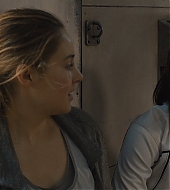 divergent2014_01320.jpg