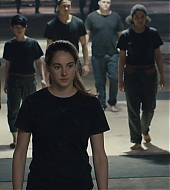 divergent2014_02194.jpg