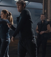 divergent2014_02799.jpg