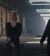 divergent2014_02882.jpg