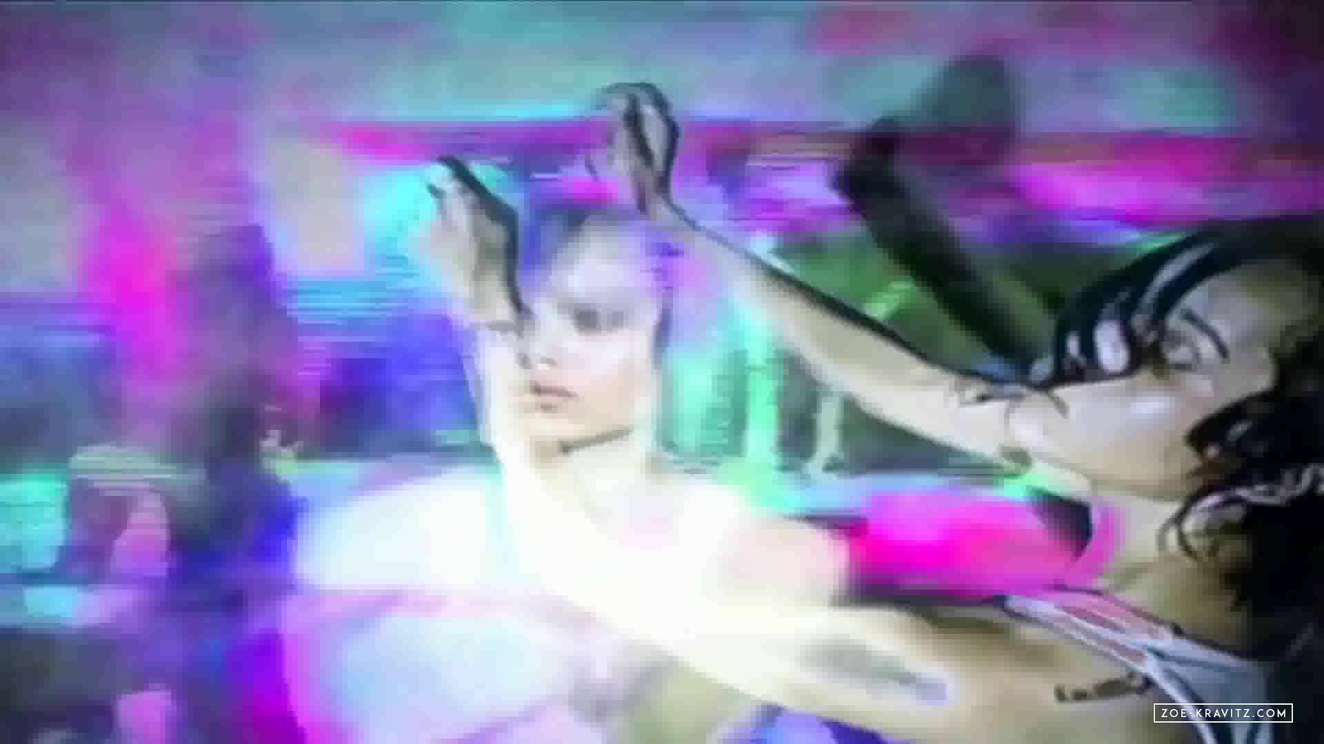 AYO_28Official_Music_Video29_avi0103.jpg