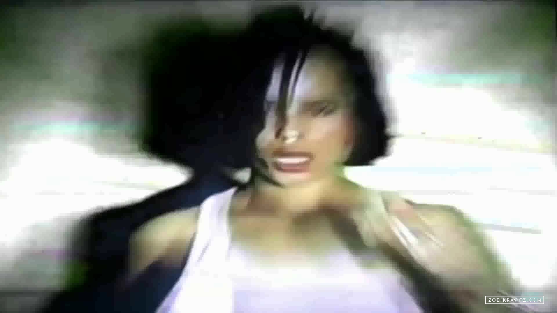 AYO_28Official_Music_Video29_avi0131.jpg