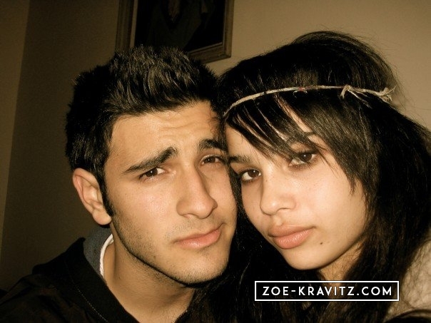 Zoe_Kravitz_at_her_18th_birthday_party_01.jpg