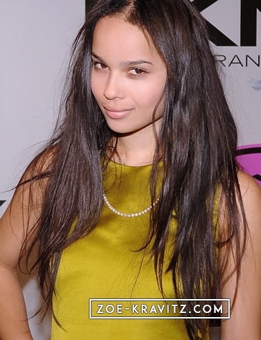 Zoe_Kravitz_attending_DKNY_Delicious_Night_Fragrance_launch_party_07.jpg