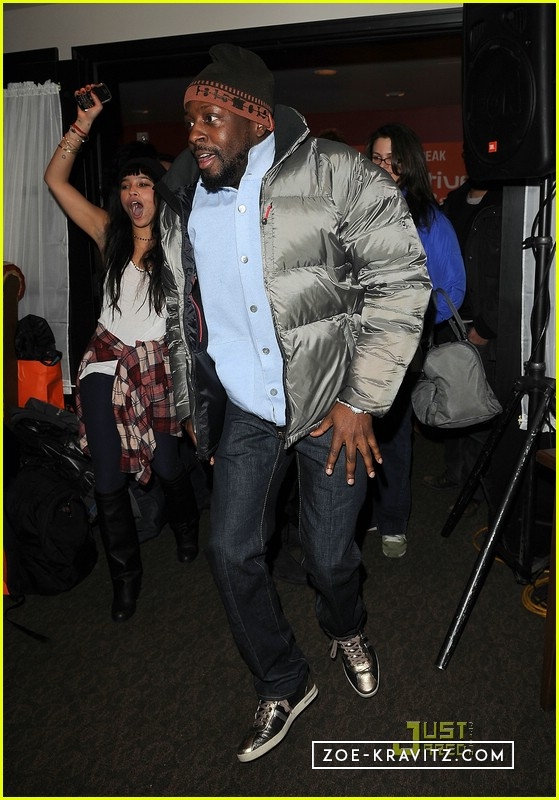 Zoe_Kravitz_dancing_with_Wyclef_Jean_05.jpg