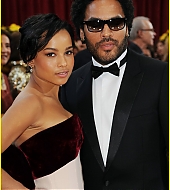 Lenny_and_Zoe_Kravitz_attending_the_2010_Oscars_03.jpg