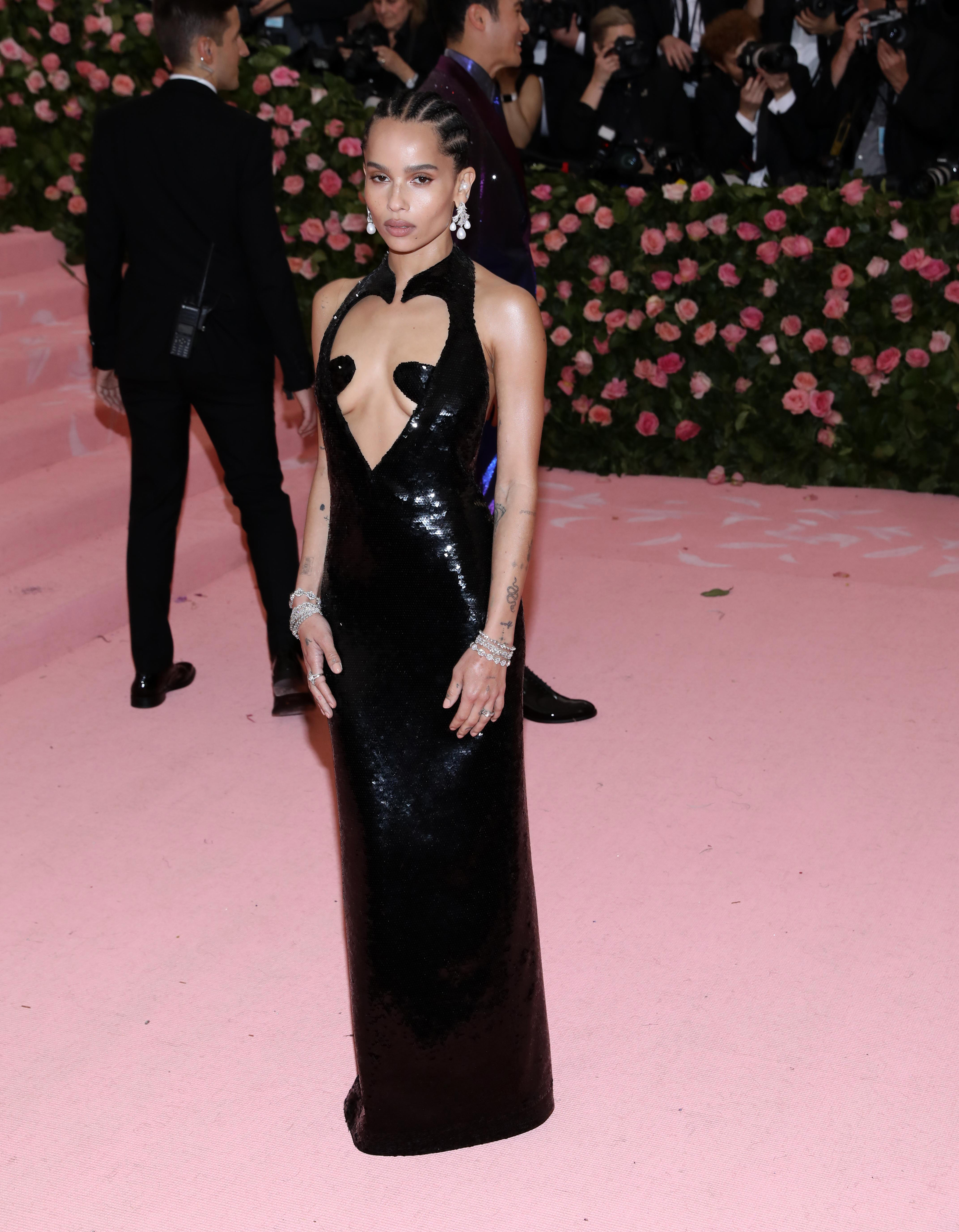 2019_Met_Gala_Celebrating_Camp_Notes_on_Fashion_28129~0.jpg